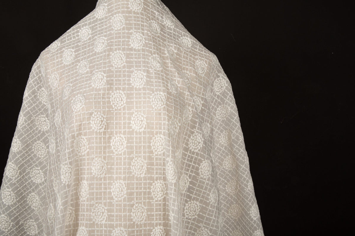 [Grid Garden Series] Vintage Windowpane Check & Rose Dot Embroidered Fabric | Geometric Chic